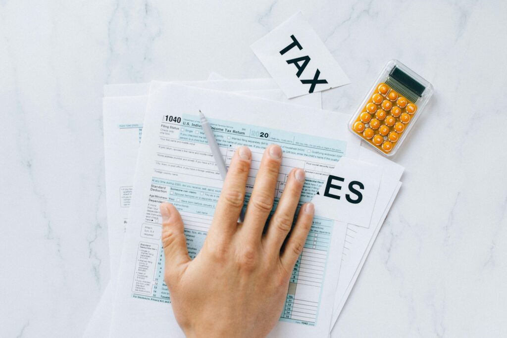 The Best Countries for Tax Residency in 2025: Your Guide to Moving Abroad - The Immigraion Magazine