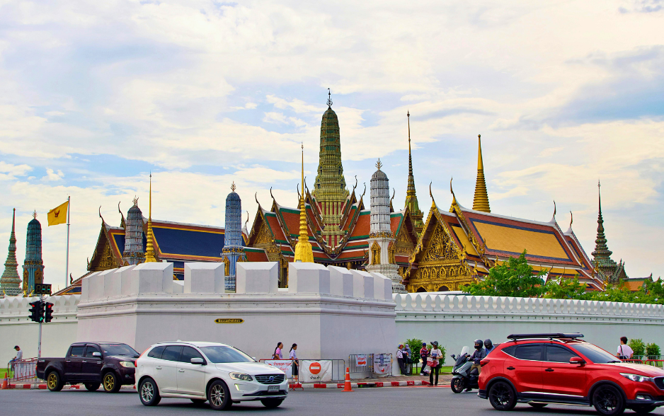 Thailand regional wealth hub 2026